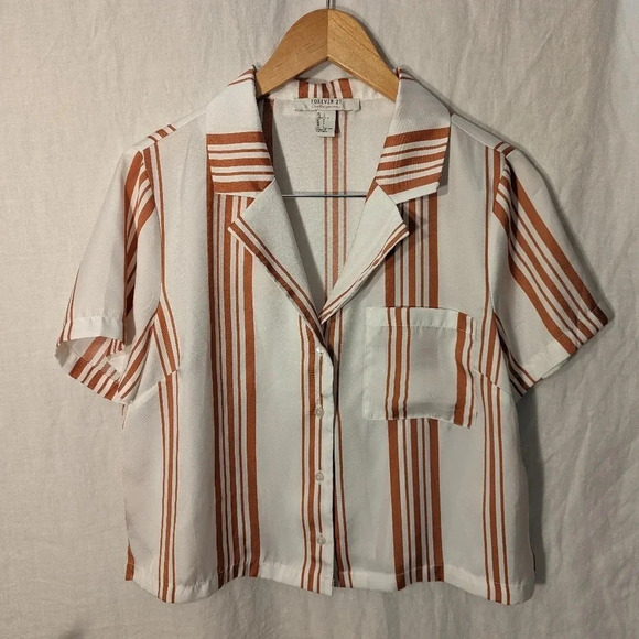 Forever 21 cropped button up, cream and peach stripes, womnen's size Large  T23 - Picture 1 of 4
